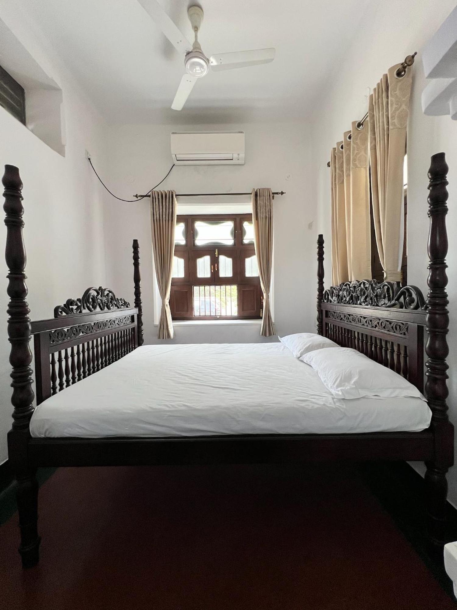 Secundurabad Laxmi Nivas 1949 Bed & Breakfast エクステリア 写真